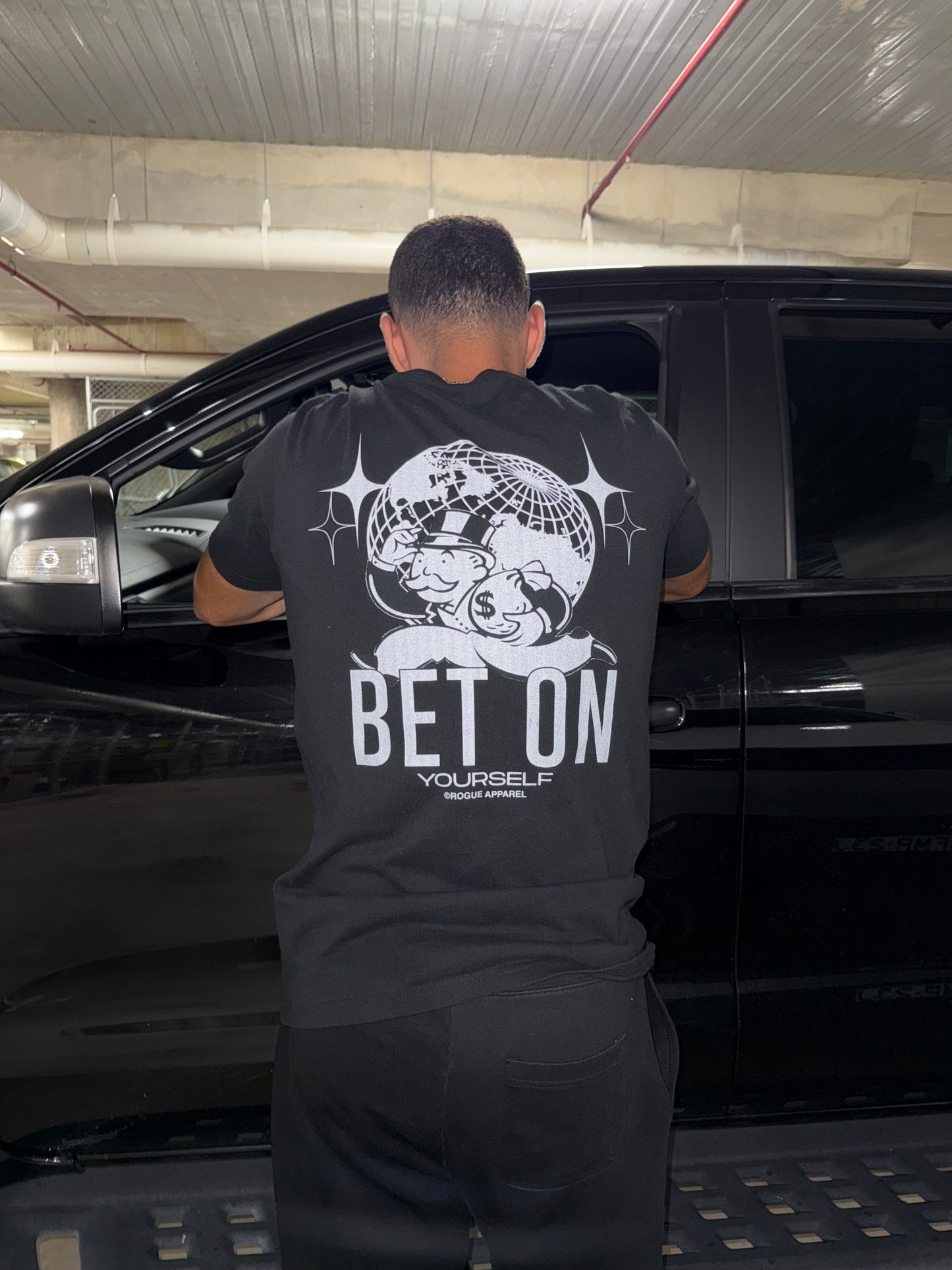 Heavyweight BET ON YOURSELF T-Shirt